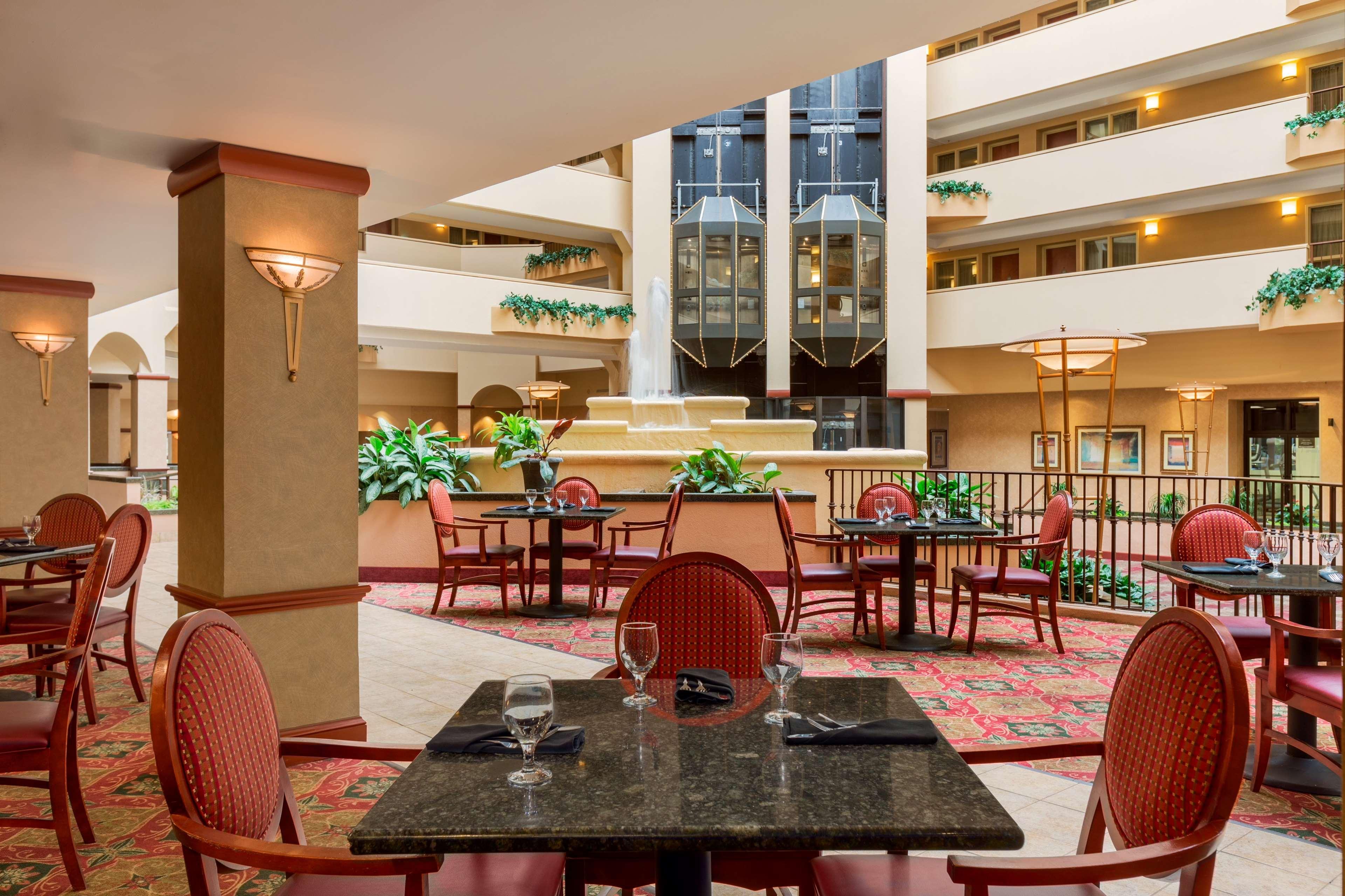 Embassy Suites By Hilton Columbia Greystone Exterior foto