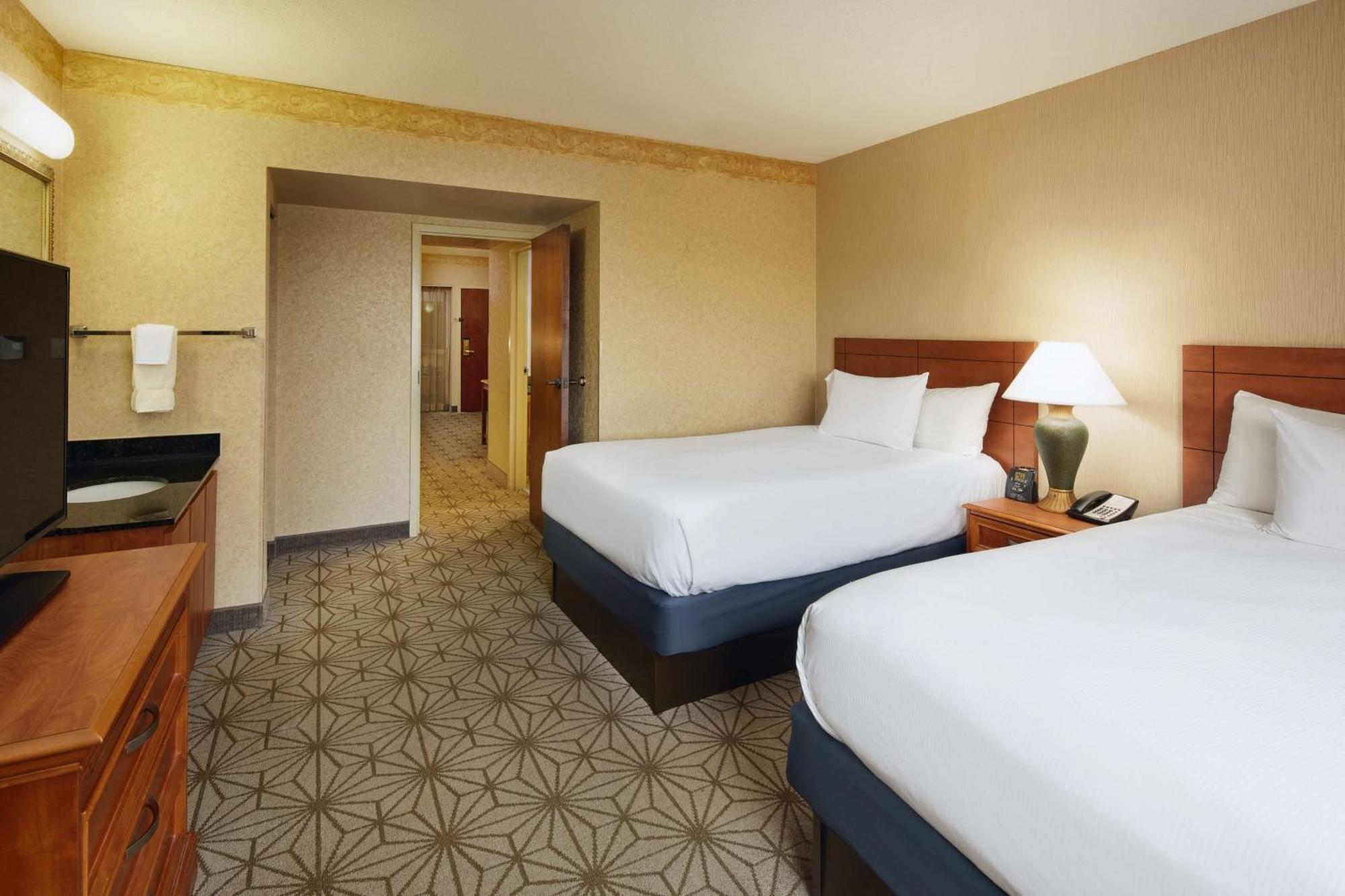 Embassy Suites By Hilton Columbia Greystone Exterior foto